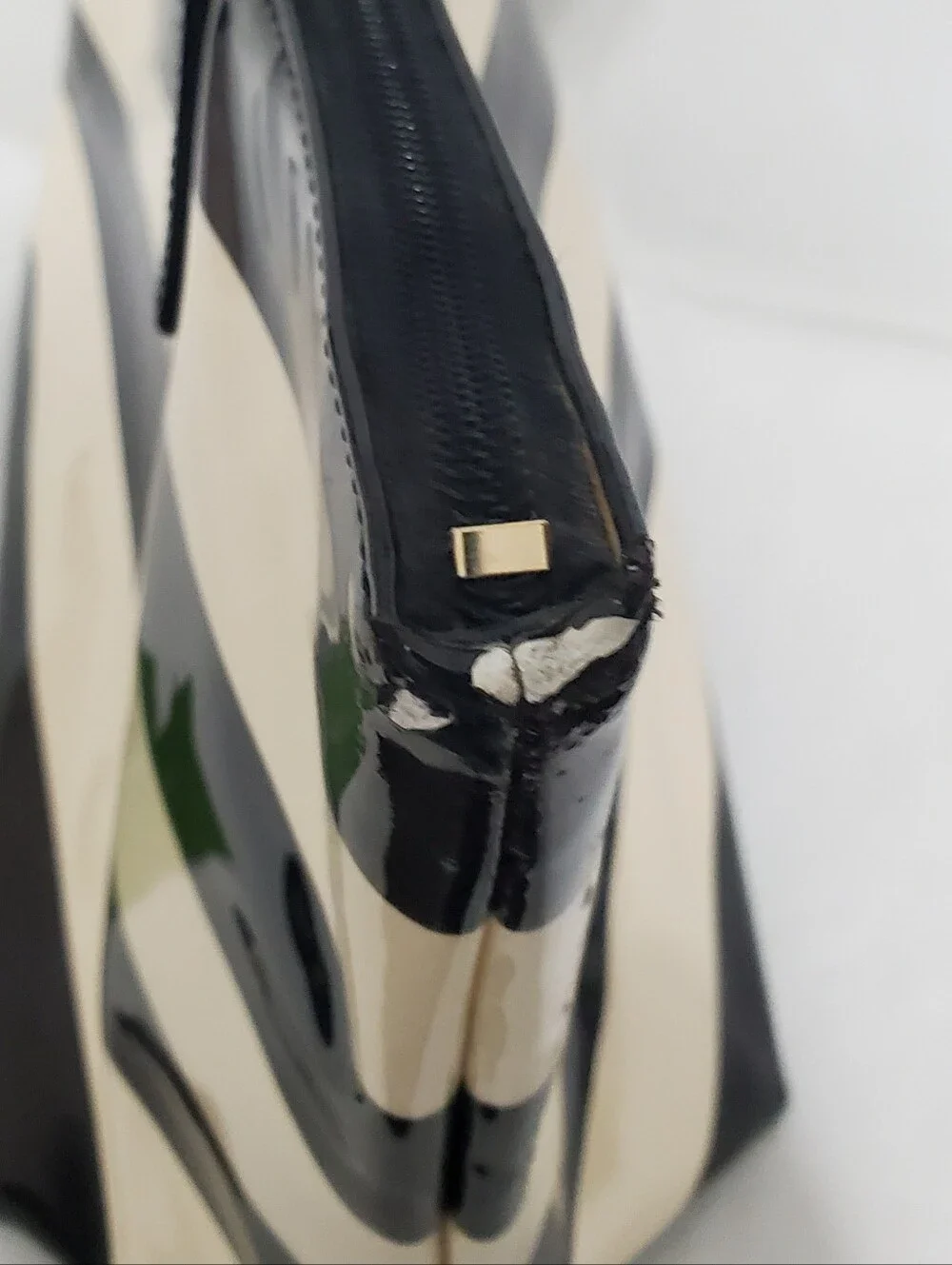 Kate Spade Penn Valley Sophie Tote Ivory Black Striped